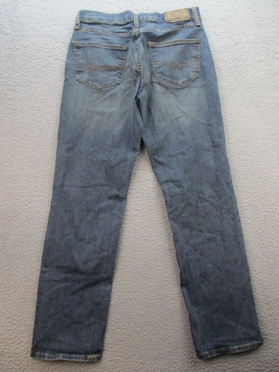 Levi's Athletic Fit Jean's Men's 30x32 Blue Dark Wash Straight Leg Denim Pants - Picture 2 of 9